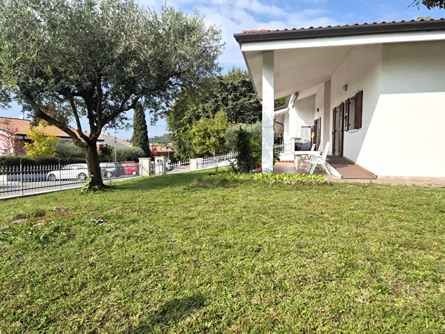 Immagine 5 di Casa semindipendente in vendita  in via Pietro Mascagni 6 a Buttapietra