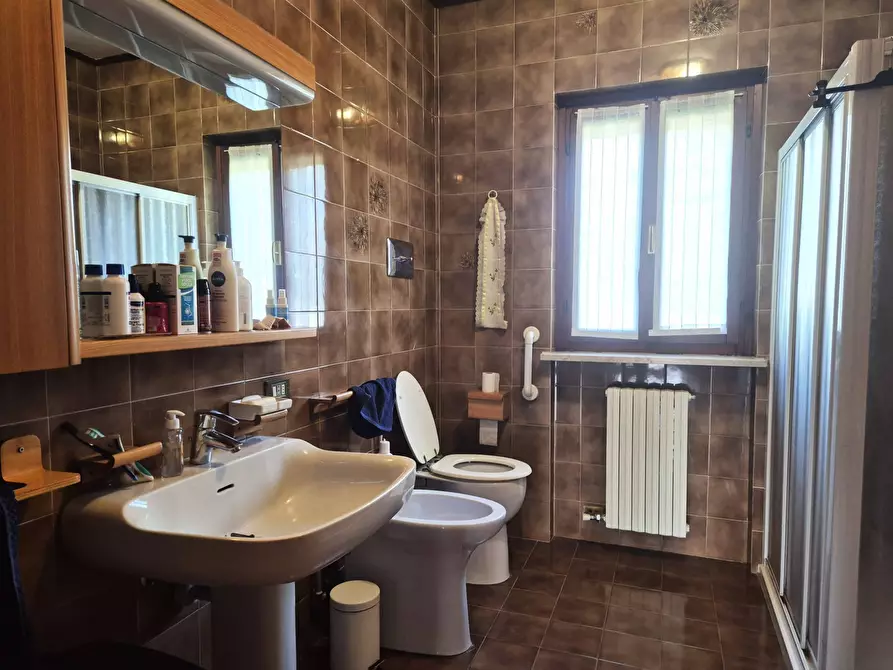 Immagine 24 di Casa semindipendente in vendita  in via Pietro Mascagni 6 a Buttapietra