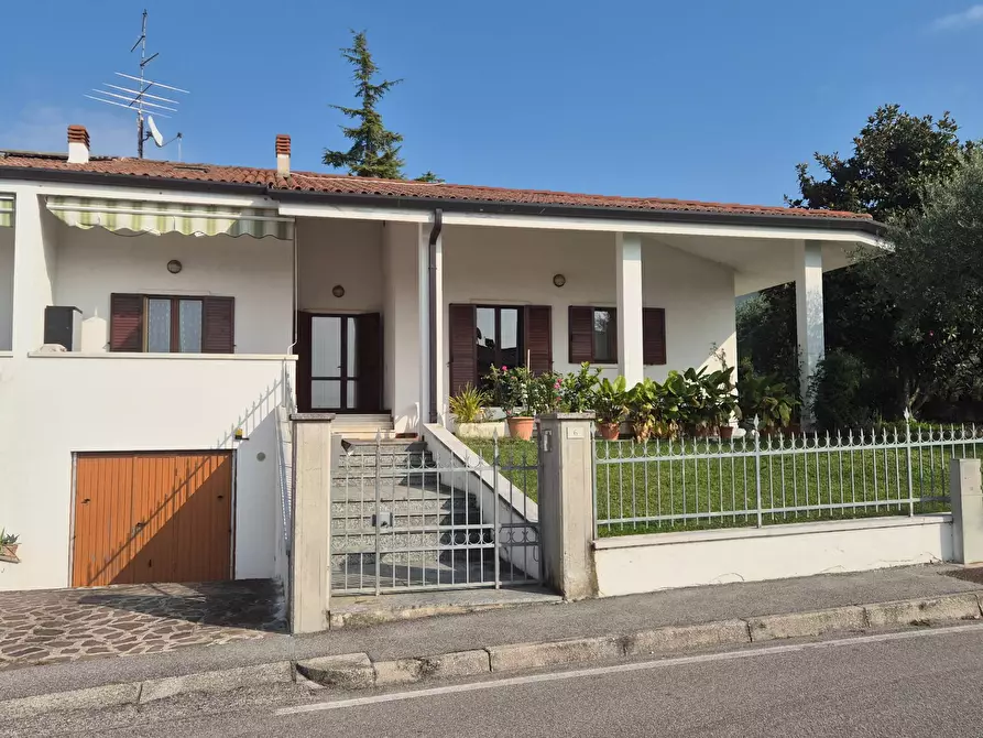 Immagine 39 di Casa semindipendente in vendita  in via Pietro Mascagni 6 a Buttapietra