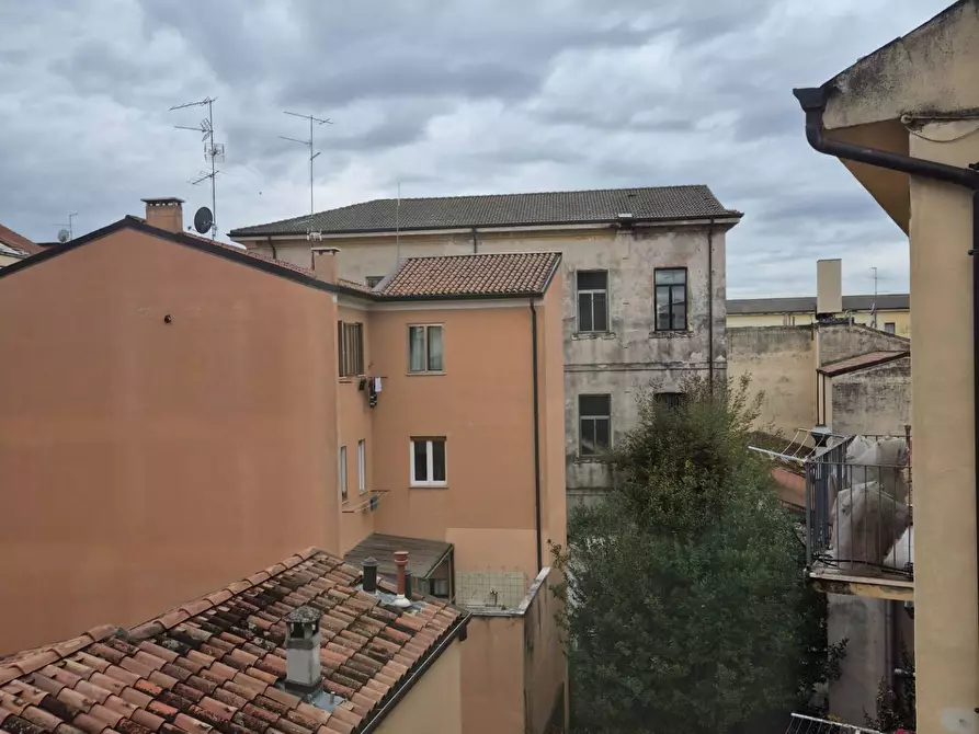 Immagine 25 di Appartamento in vendita  in Piazza San Zeno a Verona