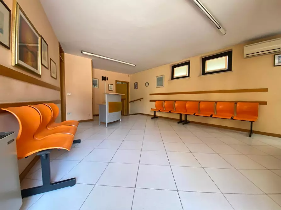 Immagine 16 di Ufficio   in vicolo Brennero 2 a Sant'ambrogio Di Valpolicella