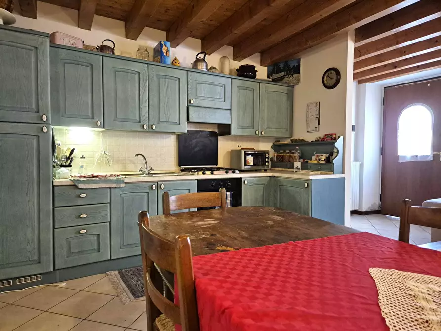 Immagine 1 di Appartamento in vendita  in via 30 aprile 18 a Affi