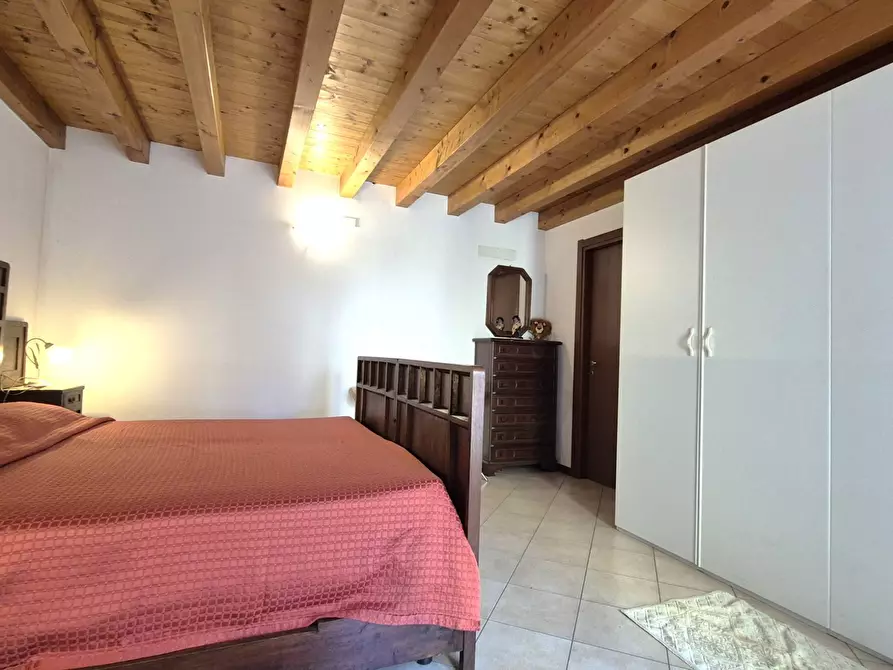 Immagine 11 di Appartamento in vendita  in via 30 aprile 18 a Affi