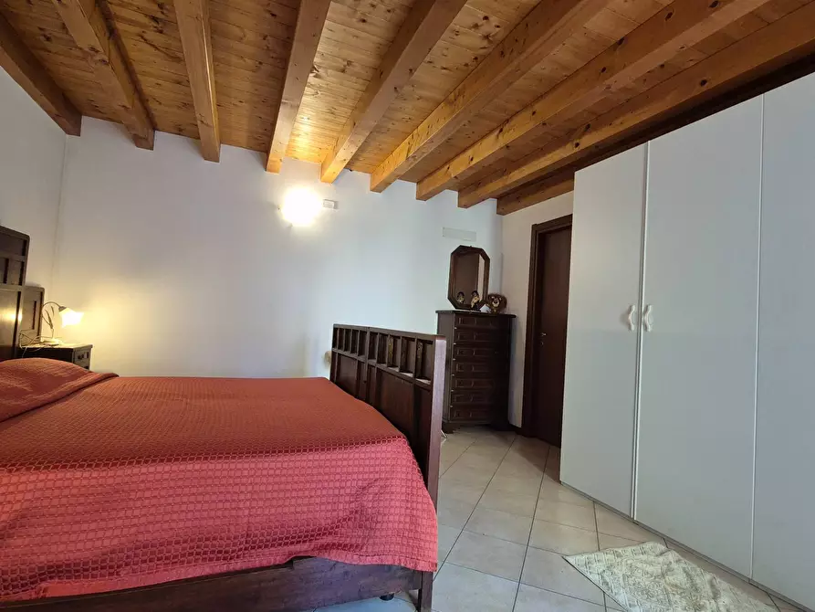 Immagine 12 di Appartamento in vendita  in via 30 aprile 18 a Affi