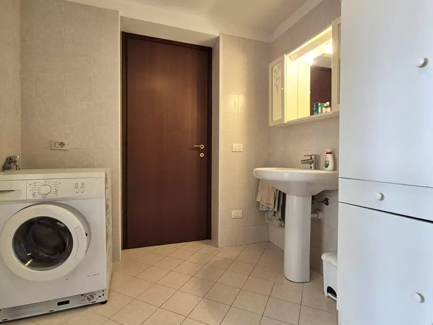 Immagine 16 di Appartamento in vendita  in via 30 aprile 18 a Affi