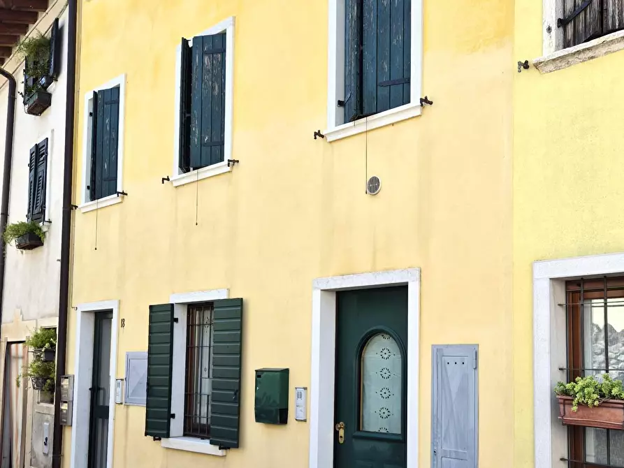 Immagine 24 di Appartamento in vendita  in via 30 aprile 18 a Affi