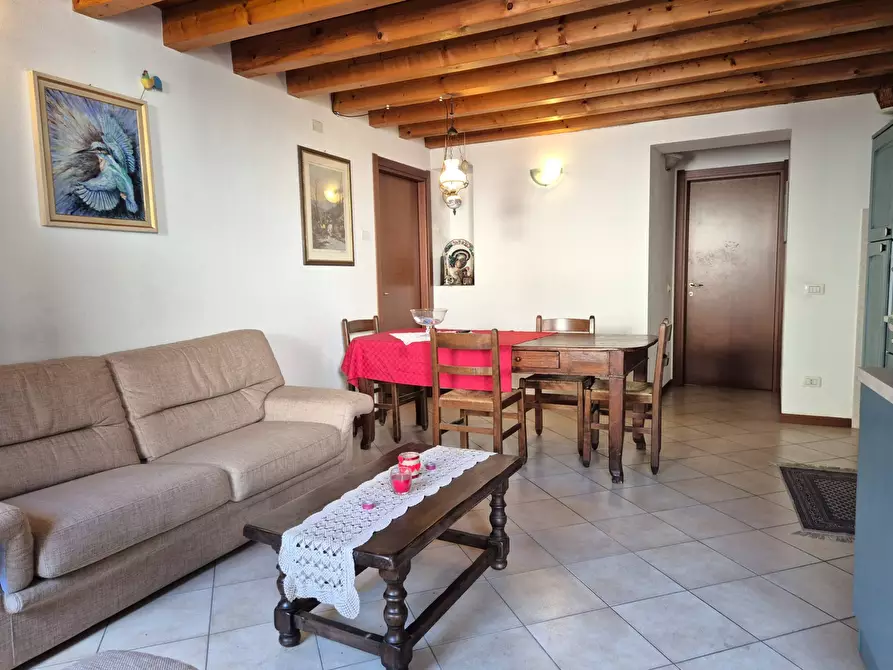 Immagine 6 di Appartamento in vendita  in via 30 aprile 18 a Affi