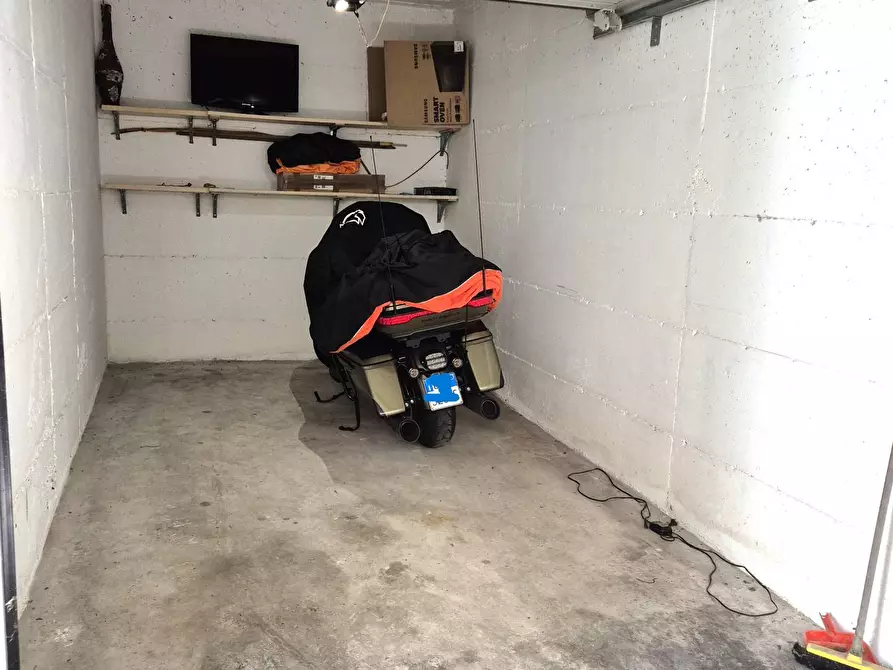 Immagine 37 di Appartamento in vendita  in via dei vigneti 193 a Lazise