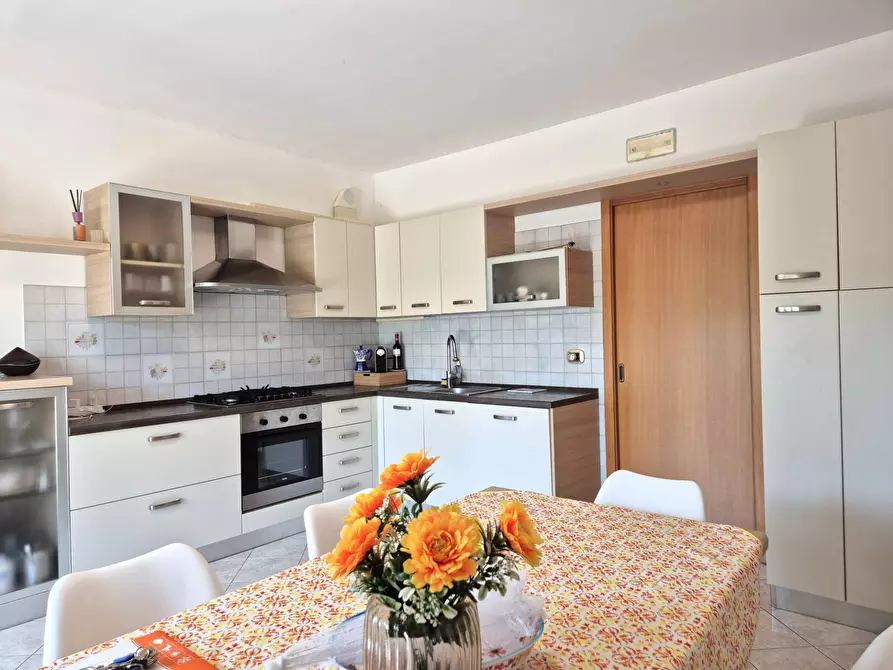 Immagine 13 di Appartamento in vendita  in via dei vigneti 193 a Lazise