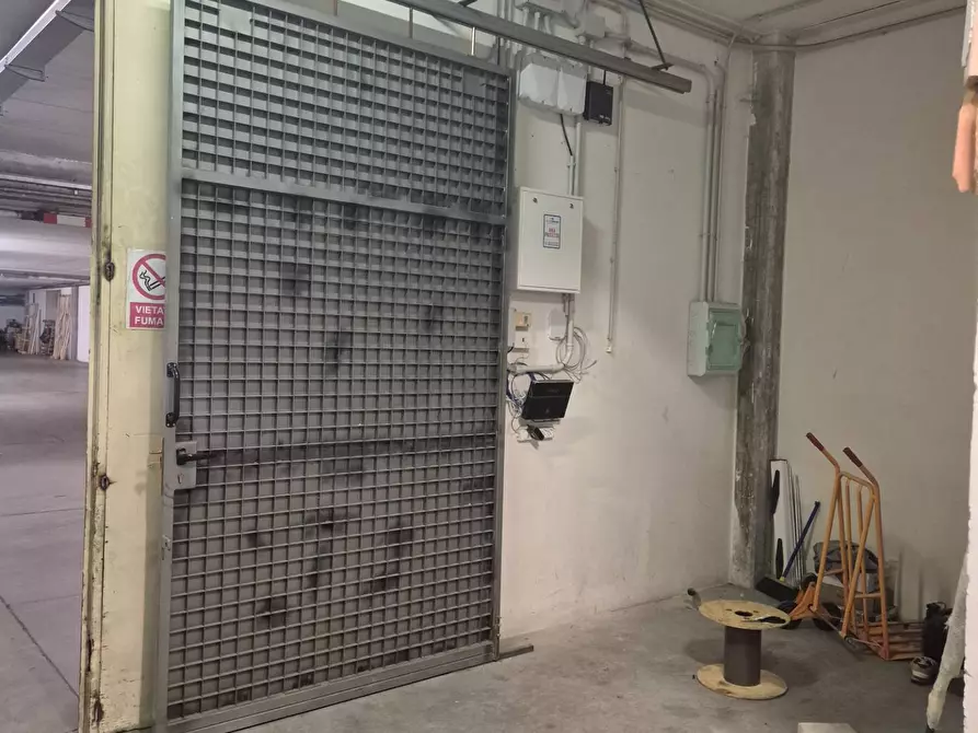 Immagine 14 di Magazzino in vendita  in Pascoli a Affi