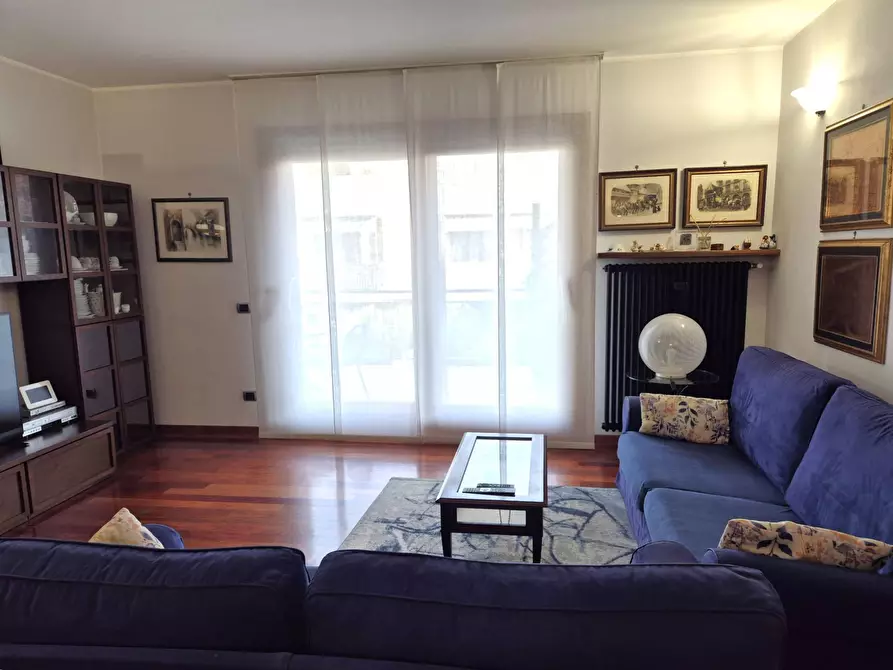 Immagine 9 di Appartamento in vendita  in VIA DOMENICO TURAZZA 8B a Verona