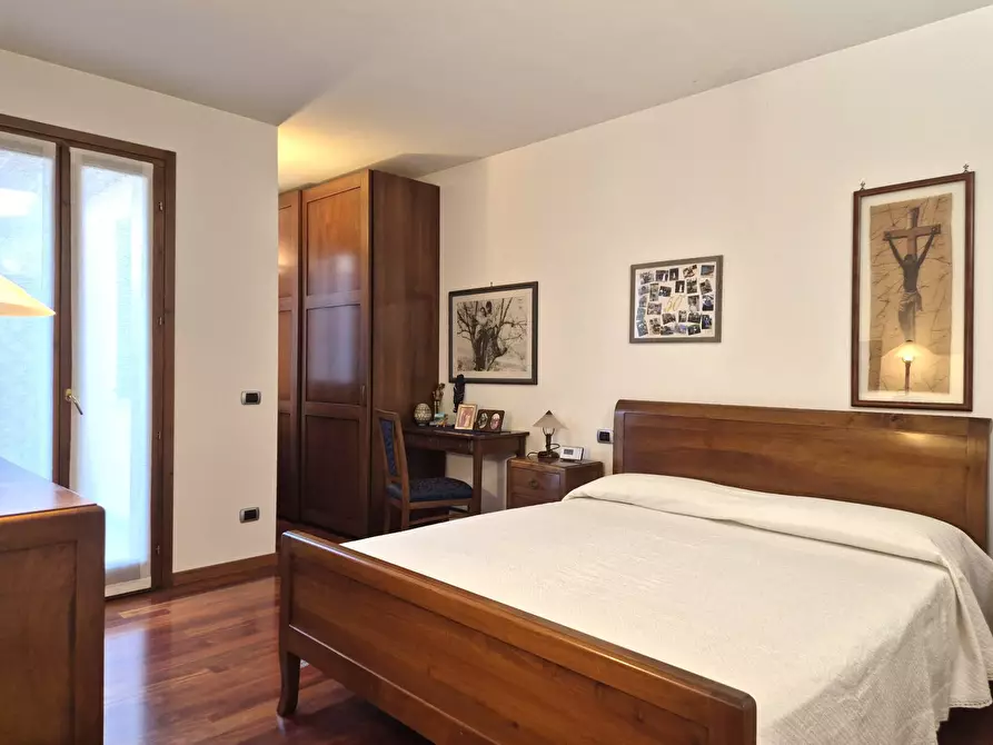 Immagine 15 di Appartamento in vendita  in VIA DOMENICO TURAZZA 8B a Verona