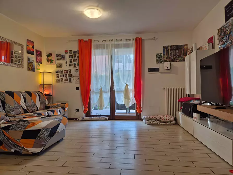 Immagine 5 di Appartamento in vendita  in via Raimondo Vianello 2 a Peschiera Del Garda