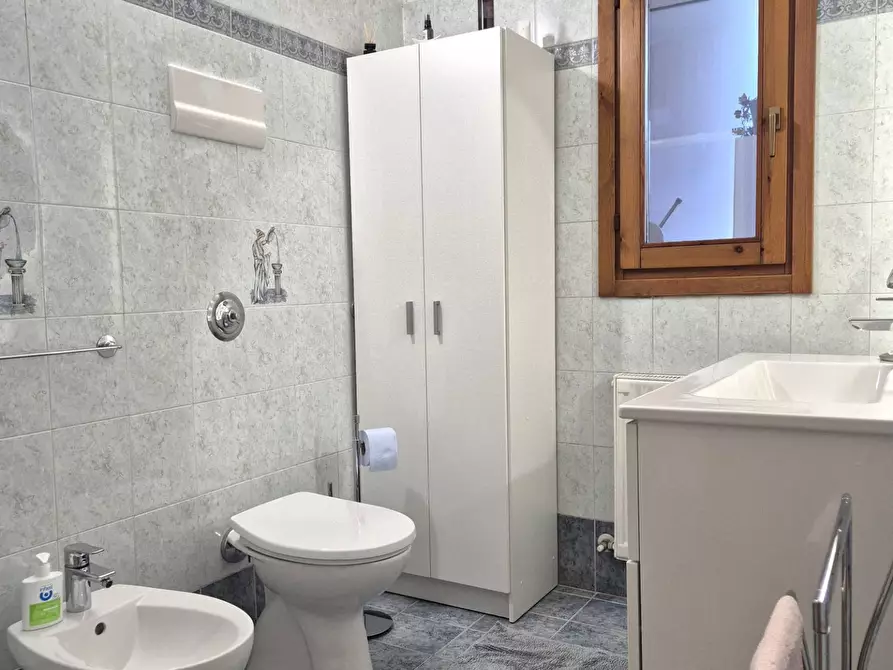 Immagine 30 di Appartamento in vendita  in via dei vigneti 193 a Lazise