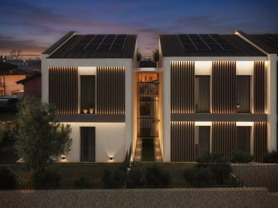 Immagine 2 di Appartamento in vendita  in VIA SOTTOMONTE a Lazise