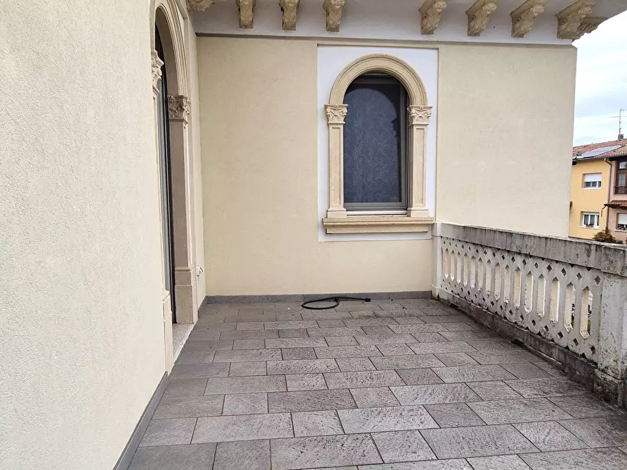 Immagine 11 di Villa in vendita  in via roma 83 a Bussolengo