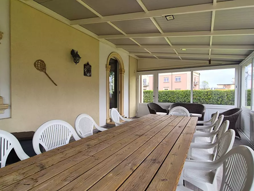 Immagine 24 di Villa in vendita  in via roma 83 a Bussolengo