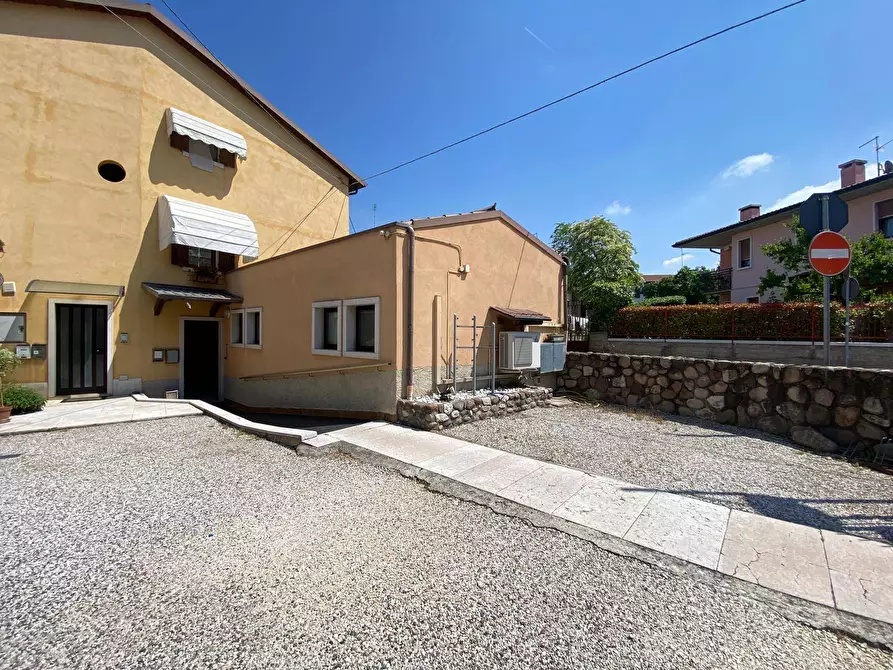 Immagine 9 di Ufficio in vendita  in Vicolo Brennero 2 a Sant'ambrogio Di Valpolicella