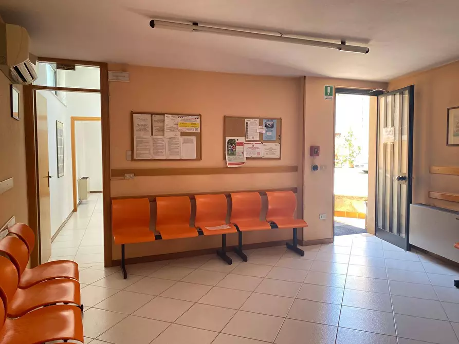 Immagine 11 di Ufficio in vendita  in Vicolo Brennero 2 a Sant'ambrogio Di Valpolicella