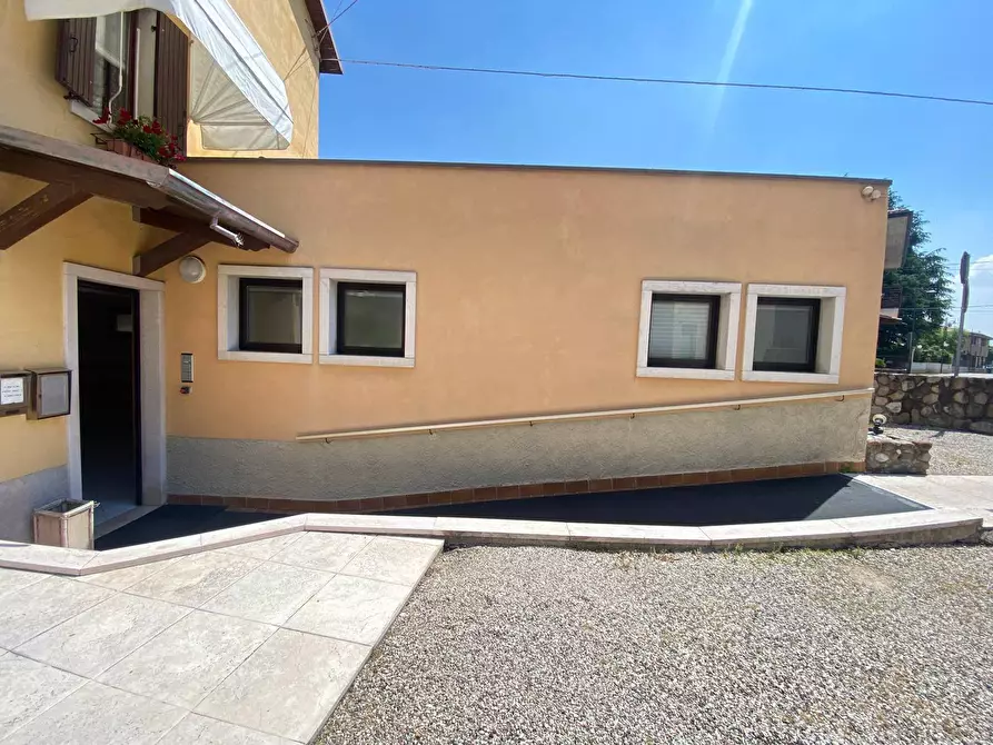 Immagine 13 di Ufficio in vendita  in Vicolo Brennero 2 a Sant'ambrogio Di Valpolicella