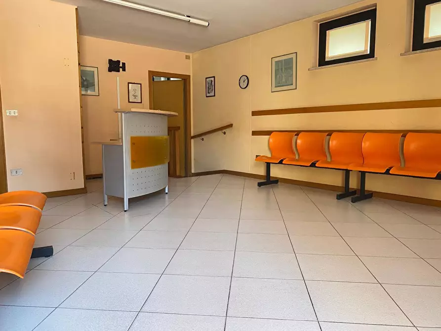 Immagine 17 di Ufficio in vendita  in Vicolo Brennero 2 a Sant'ambrogio Di Valpolicella