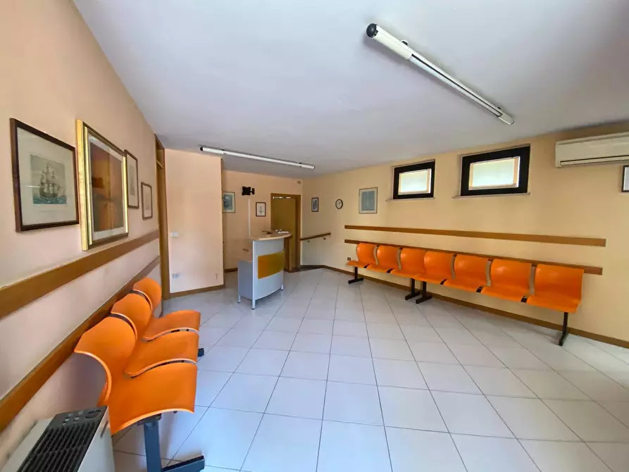 Immagine 18 di Ufficio in vendita  in Vicolo Brennero 2 a Sant'ambrogio Di Valpolicella