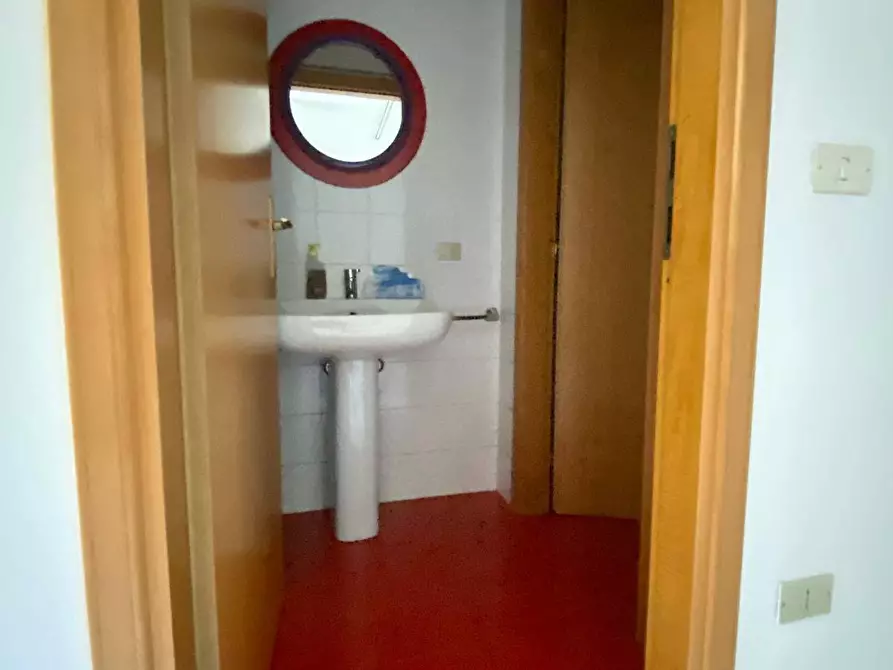 Immagine 20 di Ufficio in vendita  in Vicolo Brennero 2 a Sant'ambrogio Di Valpolicella