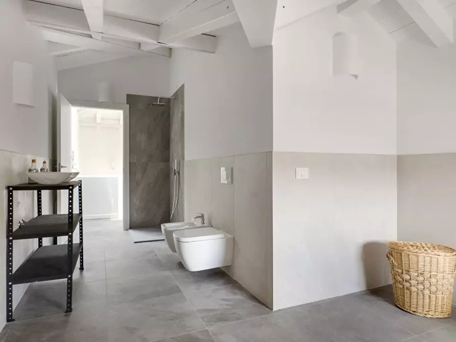 Immagine 16 di Appartamento in vendita  in via matteotti a Sant'ambrogio Di Valpolicella