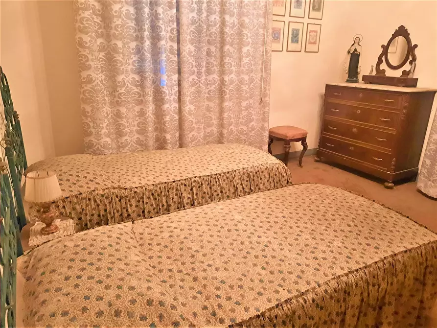 Immagine 13 di Villa in vendita  in via rotinella a Cascina