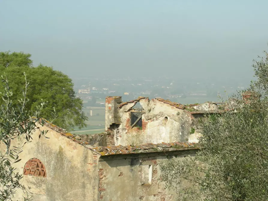 Immagine 6 di Rustico / casale in vendita  a San Giuliano Terme