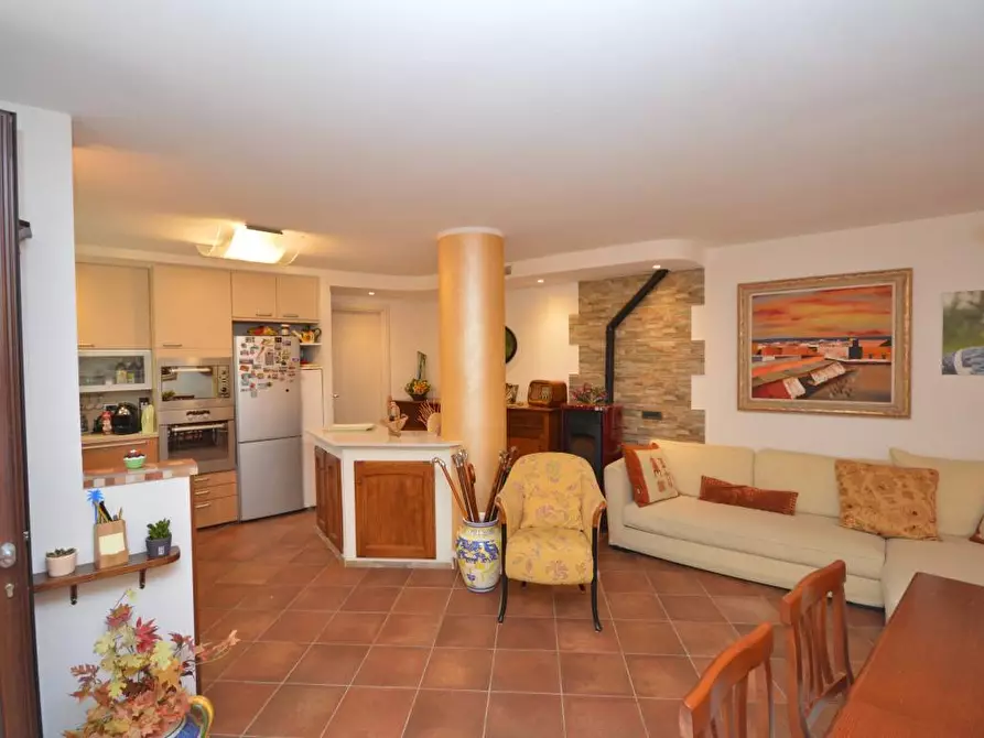 Immagine 18 di Villa in vendita  in via pontesantoro a Collesalvetti