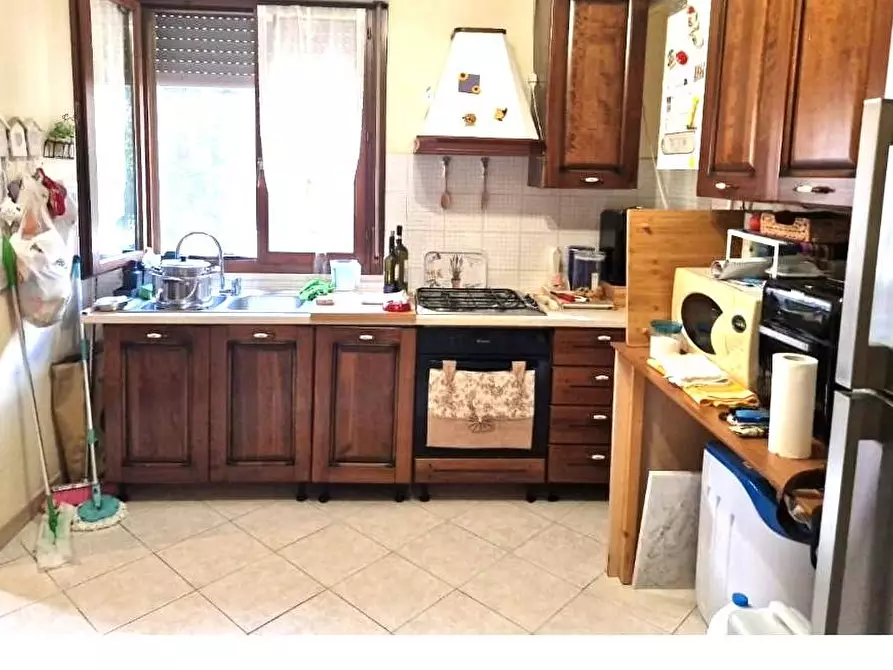 Immagine 2 di Appartamento in vendita  in via trento e trieste 11 a Crespina Lorenzana