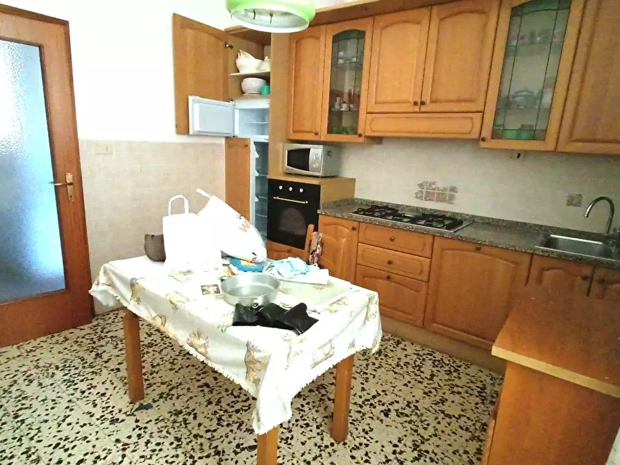 Immagine 9 di Appartamento in vendita  in viale 1  maggio a Ponsacco