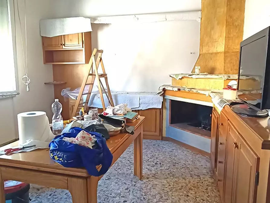 Immagine 10 di Appartamento in vendita  in viale 1  maggio a Ponsacco