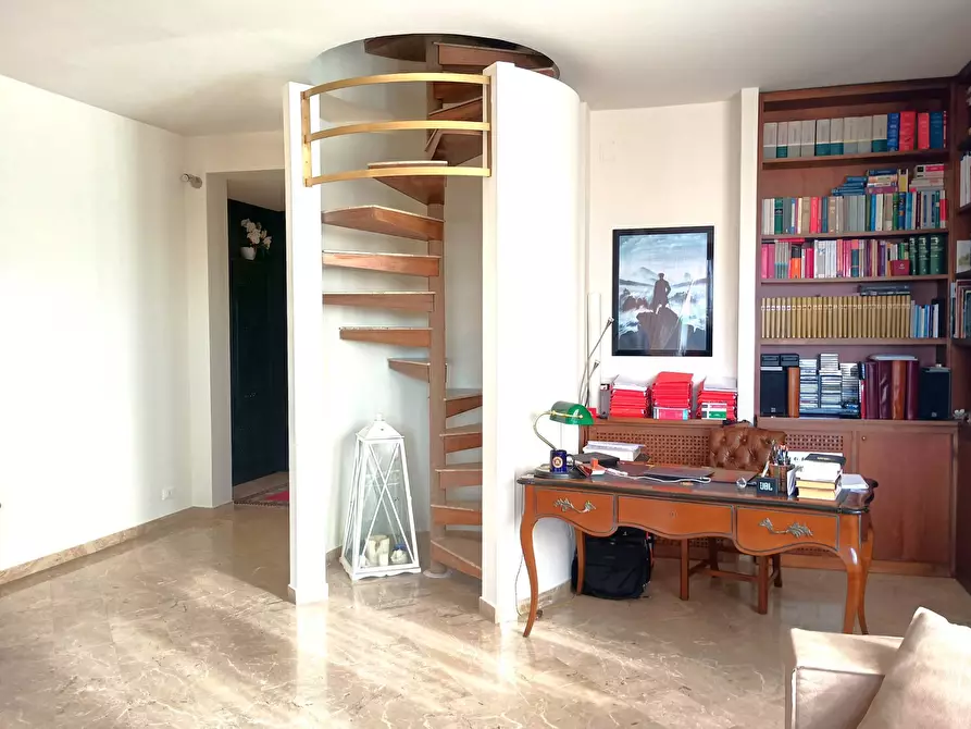 Immagine 6 di Appartamento in vendita  in via  del bosco a Santa Croce Sull'arno