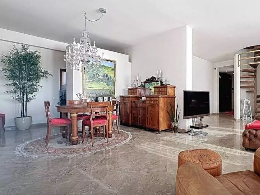 Immagine 9 di Appartamento in vendita  in via  del bosco a Santa Croce Sull'arno