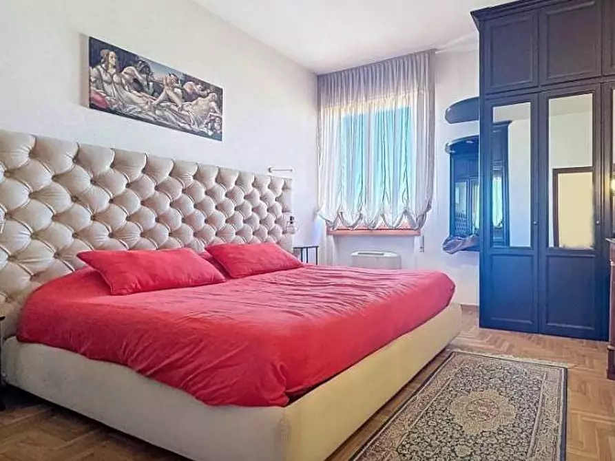 Immagine 17 di Appartamento in vendita  in via  del bosco a Santa Croce Sull'arno