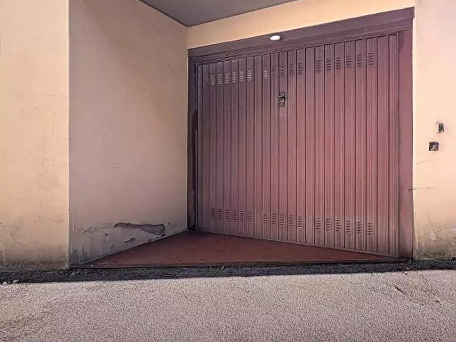 Immagine 27 di Appartamento in vendita  in via  del bosco a Santa Croce Sull'arno