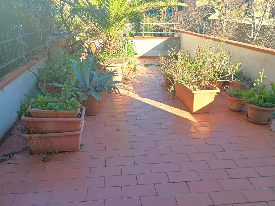 Immagine 10 di Appartamento in vendita  in via minzoni a Calci