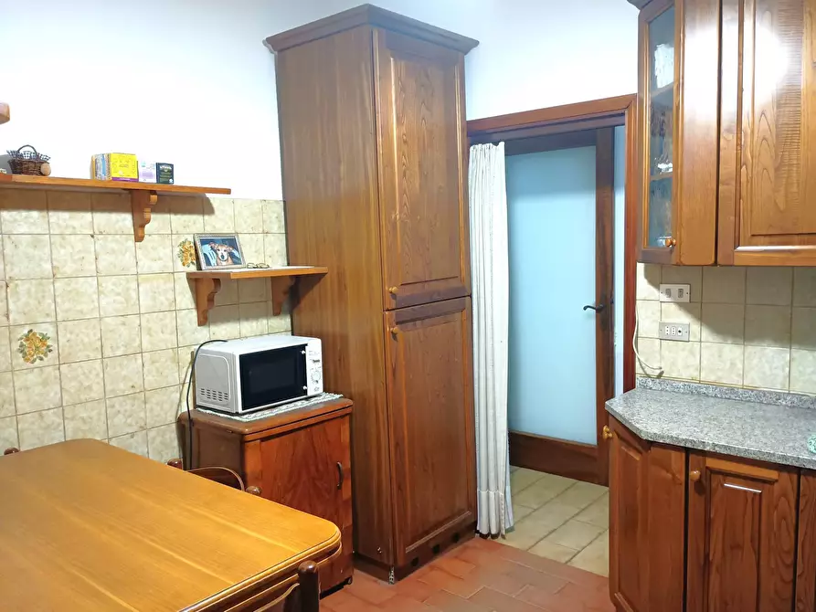 Immagine 10 di Appartamento in vendita  in via del fosso a Santa Maria A Monte