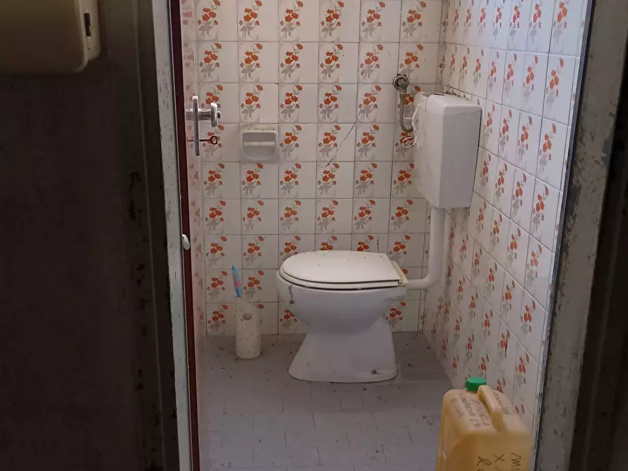 Immagine 28 di Casa indipendente in vendita  in piazza della repubblica a Vicopisano