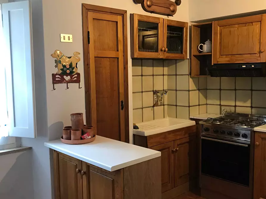 Immagine 10 di Appartamento in vendita  in via del prunello a San Gimignano