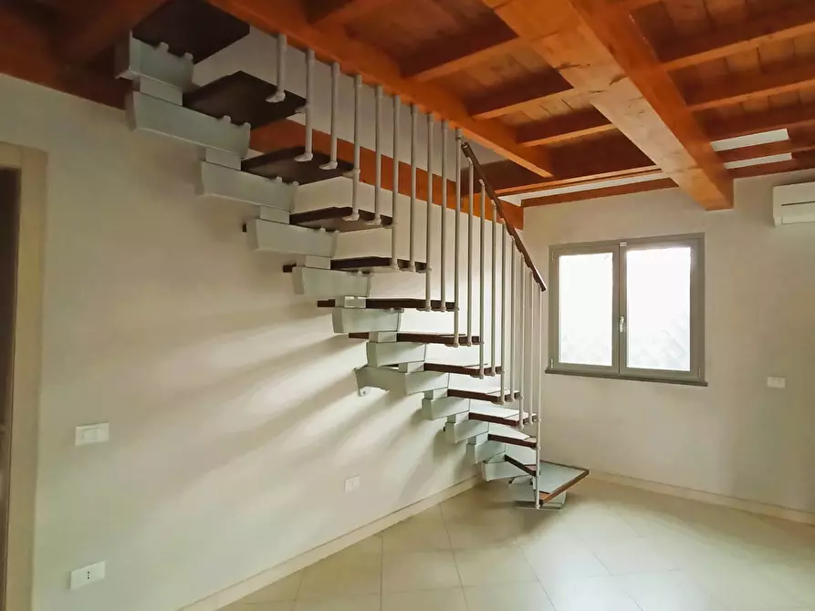 Immagine 3 di Ufficio in vendita  in via fermi 2 a Ponsacco