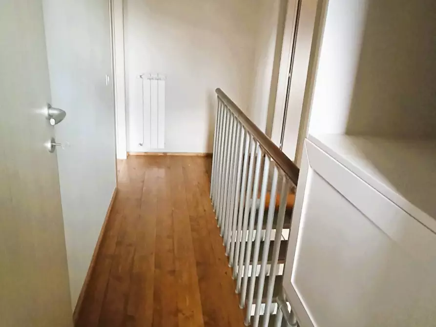 Immagine 11 di Ufficio in vendita  in via fermi 2 a Ponsacco