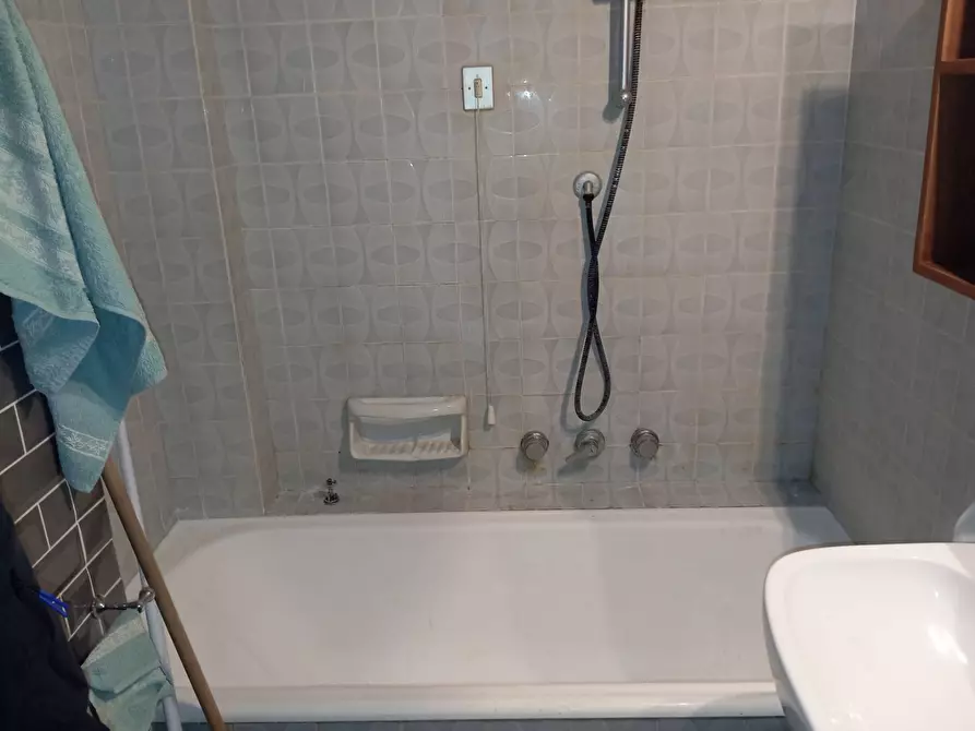 Immagine 15 di Appartamento in vendita  in corso matteotti a Ponsacco