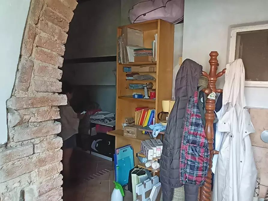 Immagine 9 di Locale commerciale in vendita  in via pian di laura a Crespina Lorenzana