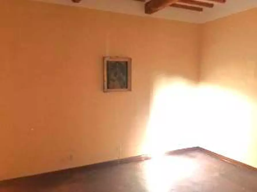 Immagine 5 di Appartamento in vendita  in piazza xx settembre a San Miniato