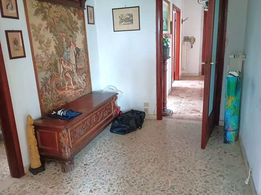 Immagine 10 di Appartamento in vendita  in via della repubblica a Cascina