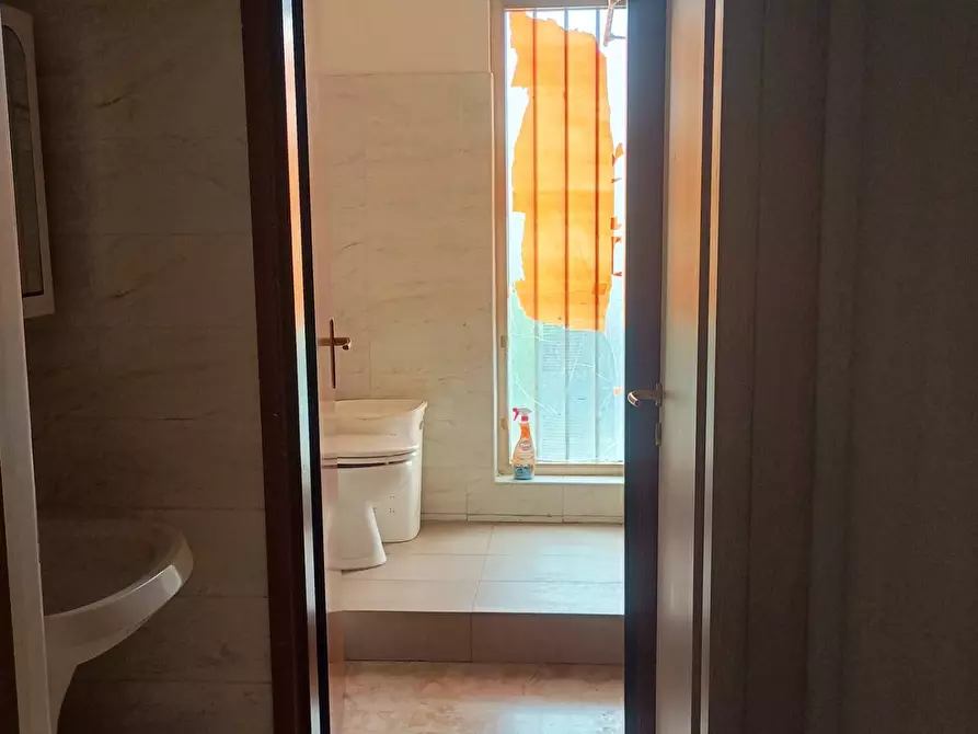 Immagine 6 di Locale commerciale in vendita  in VIA BRIGATE PARTIGIANE a Pontedera