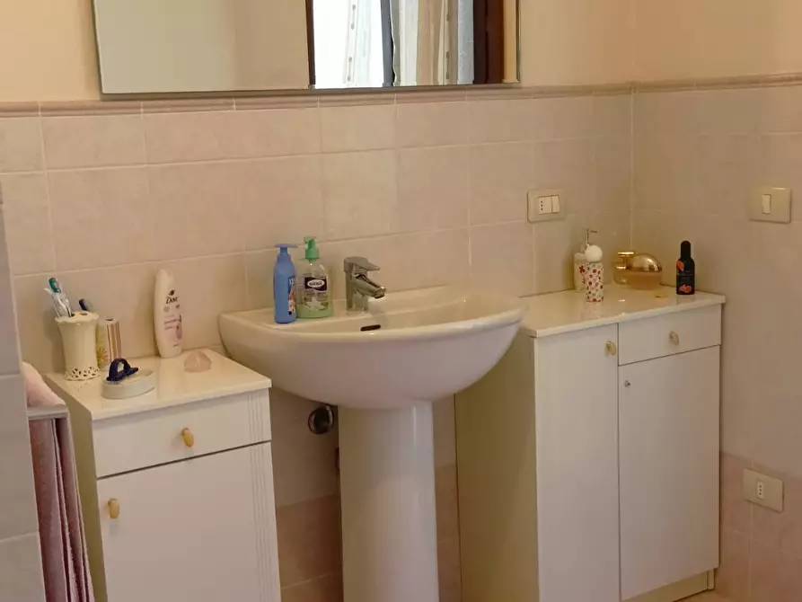 Immagine 9 di Appartamento in vendita  in via aldo moro a Crespina Lorenzana